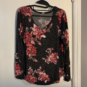 Elegant Floral Long Sleeve V-Neck Top